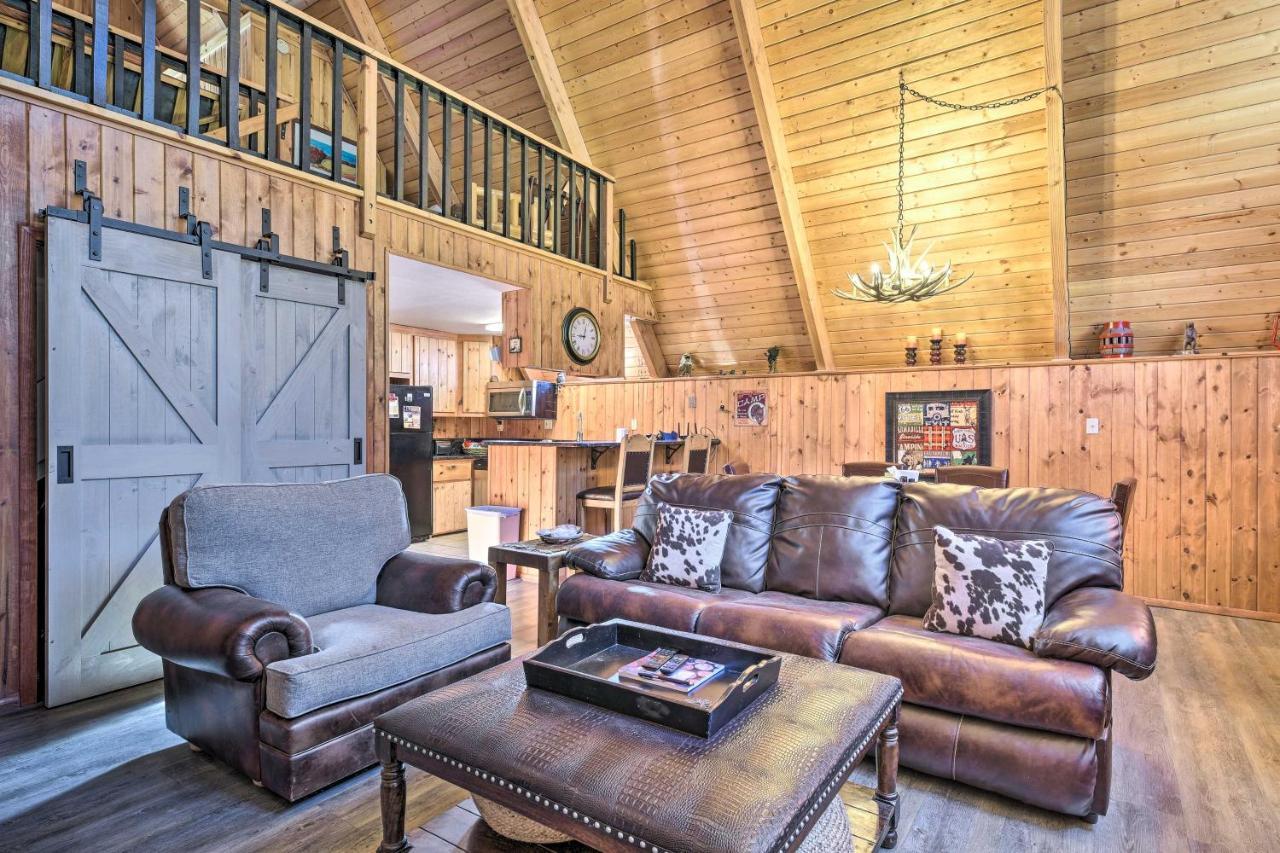 Ski-Inandski-Out Red River Cabin With Mtn Views! Экстерьер фото