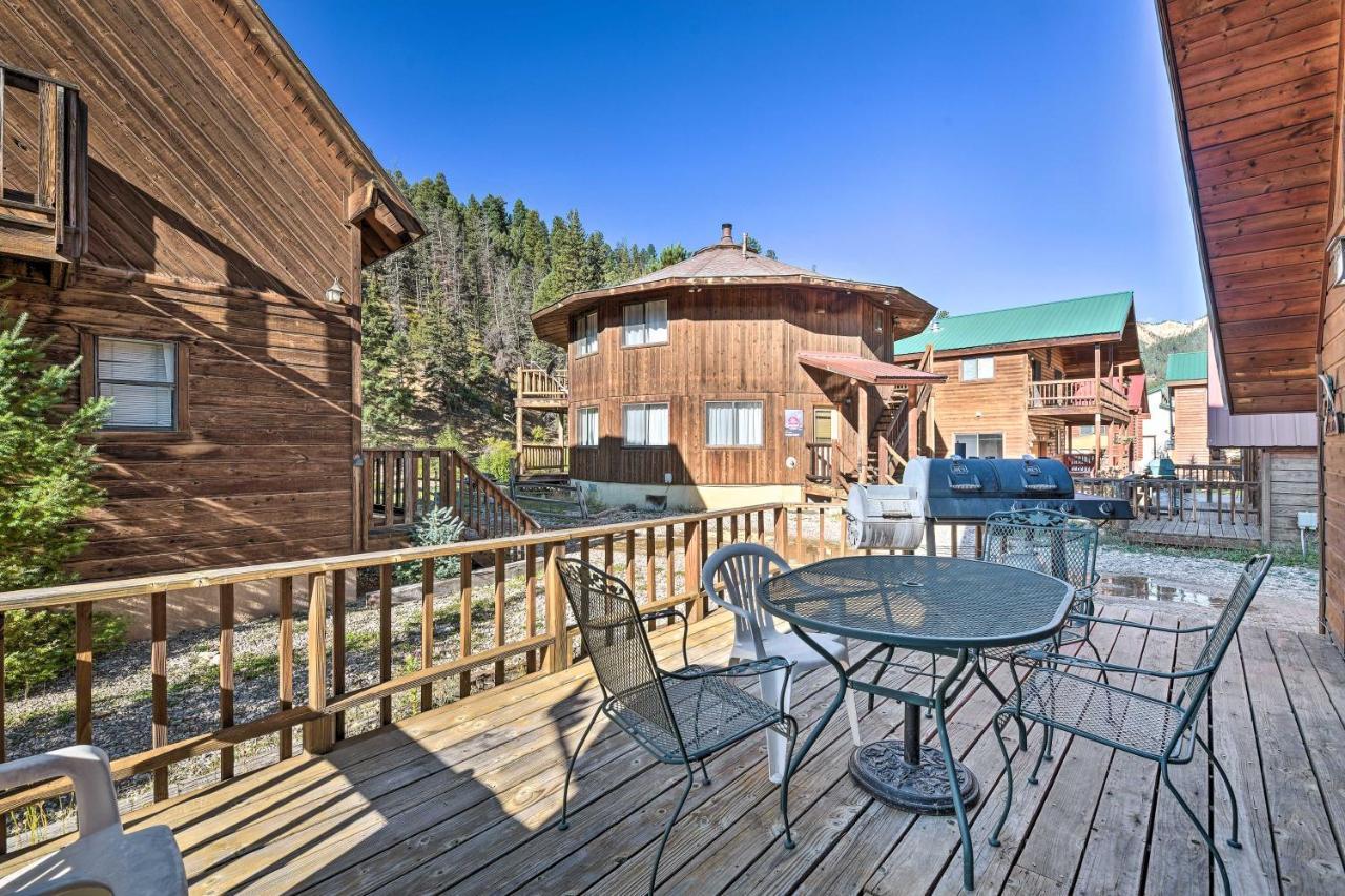 Ski-Inandski-Out Red River Cabin With Mtn Views! Экстерьер фото
