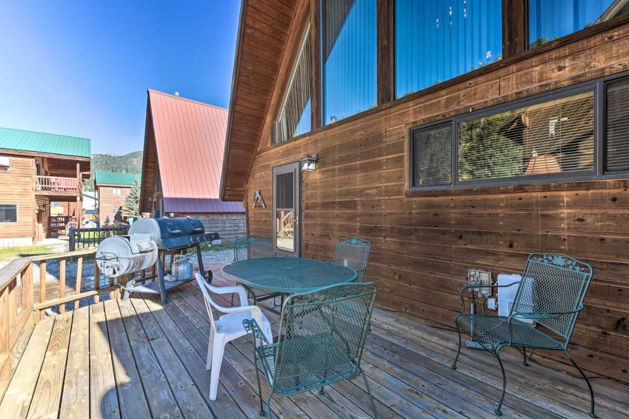 Ski-Inandski-Out Red River Cabin With Mtn Views! Экстерьер фото